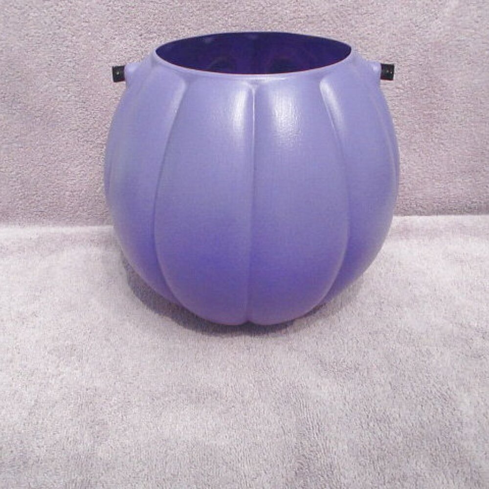 Vtg Halloween Blow Mold Pumpkin Candy Bucket Trick Or Treat Jack-O-Lantern 9" - Picture 4 of 9